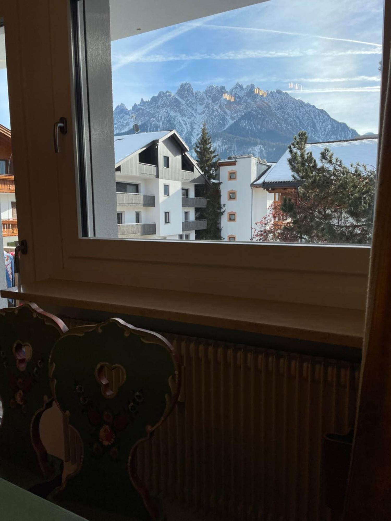 Appartamento A Dobbiaco Nel Cuore Delle Dolomiti Exteriör bild